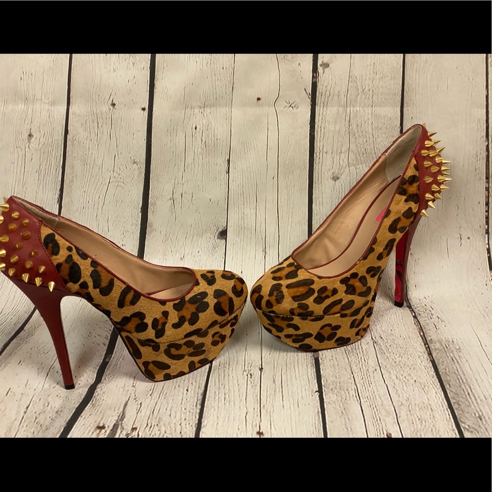 Betsey Johnson Leopard Studded Pumps